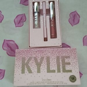 Kylie Holiday 2019 Lip Kit - PENDING